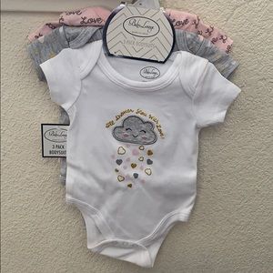 Baby lounge 3 pack bodysuits NEW size 3-6 months